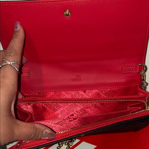 Love Moschino Black and Gold Crossbody Bag - Picture 3 of 10